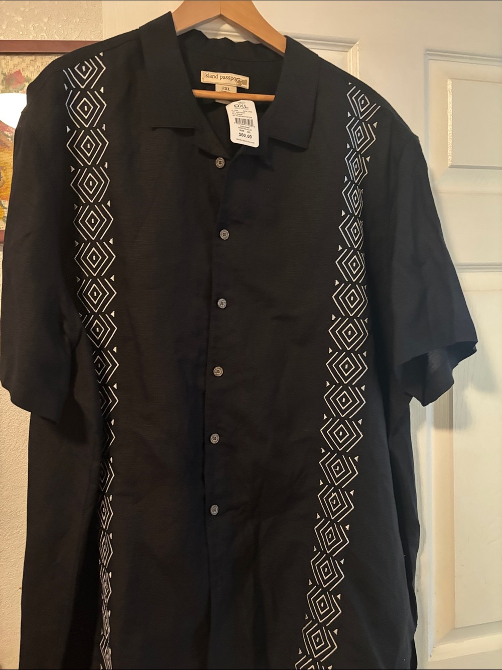 Island Passport Black Short-Sleeve Button-Down Shirt with White Geometric Trim